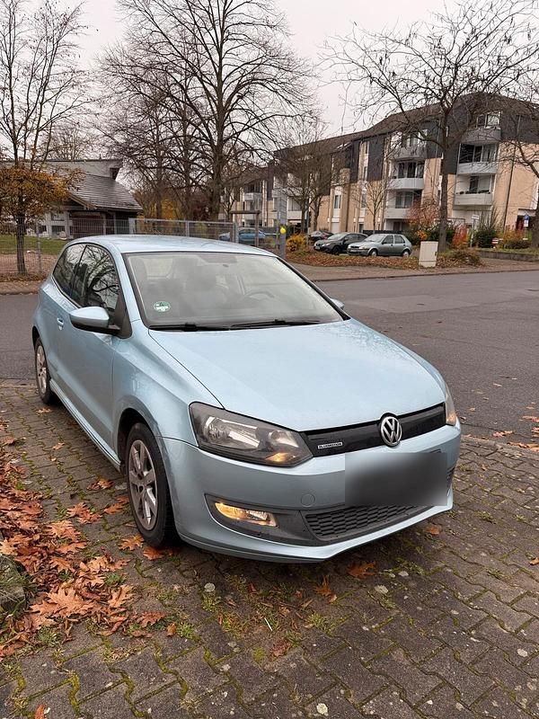 Gebraucht VW Polo 75 PS (55 kW) 2010 Blau Kleinwagen