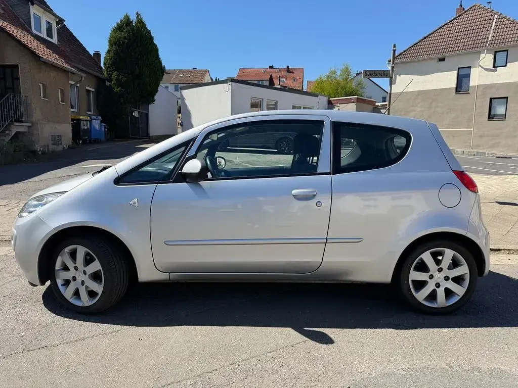 Gebraucht Mitsubishi Colt Motion 95 PS (69 kW) 2007 Silber