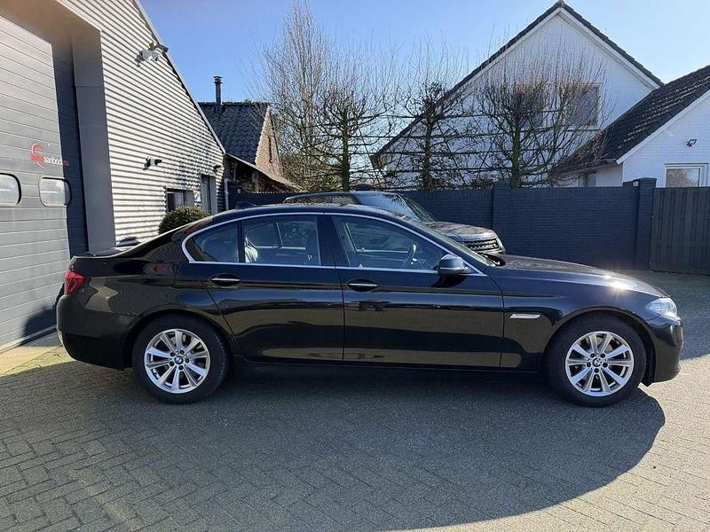 Gebraucht BMW 518 Executive 150 PS (110 kW) 2014 Schwarz Limousine