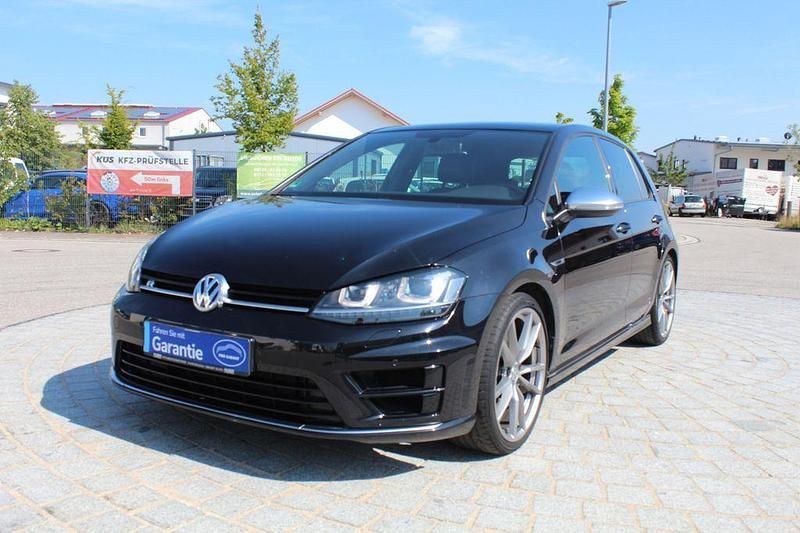Schwarz Gebraucht 2015 VW Golf VII R Limousine | 21.900 € (Etwas zu teuer) - Bild 1/4