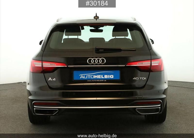 Gebraucht Audi A4 Advanced 204 PS (150 kW) 2022 Schwarz Kombi