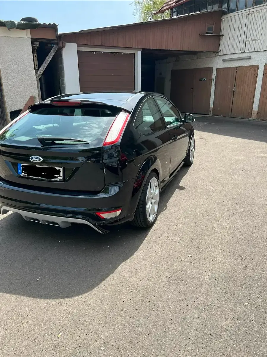 Gebraucht Ford Focus 125 PS (91 kW) 2009 Schwarz Coupé