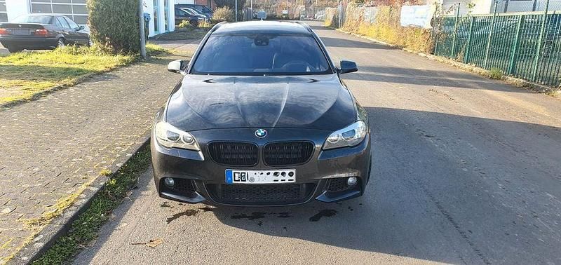 Gebraucht BMW 535 M Sport 313 PS (230 kW) 2012 Braun Kombi