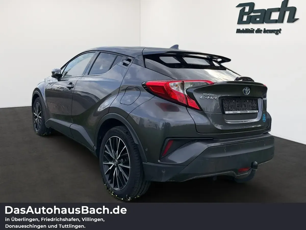 Gebraucht Toyota C-HR Team 122 PS (89 kW) 2018 Marlingrau SUV