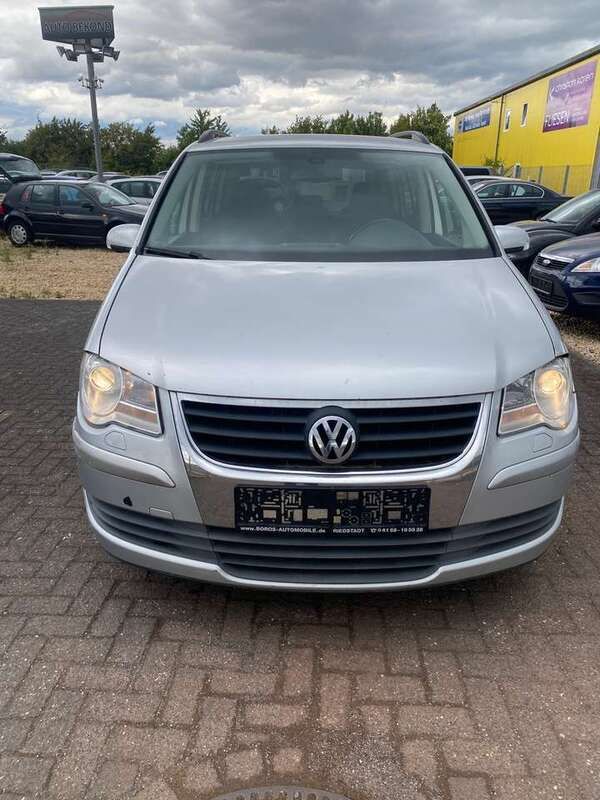 Reflexsilber metallic Gebraucht 2008 VW Touran United Van / Kleinbus | 3.450 € (Guter Preis) - Bild 1/4