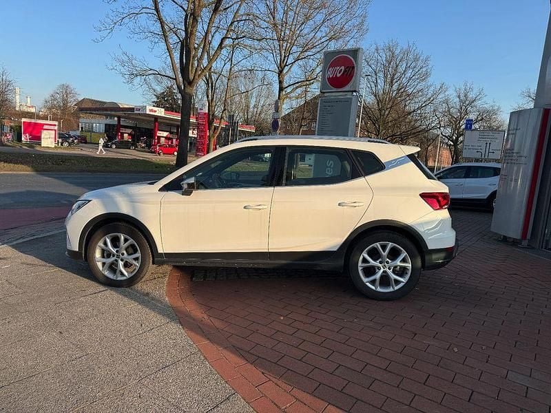 Gebraucht Seat Arona FR 110 PS (80 kW) 2023 Weiß SUV