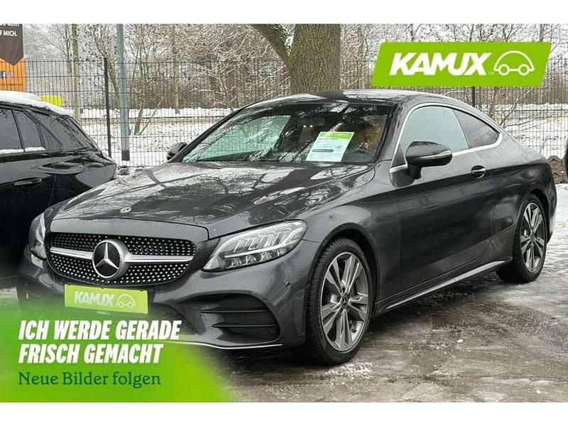 Grau Gebraucht 2020 Mercedes C180 AMG line Coupé | 28.990 € (Superpreis) - Bild 1/3