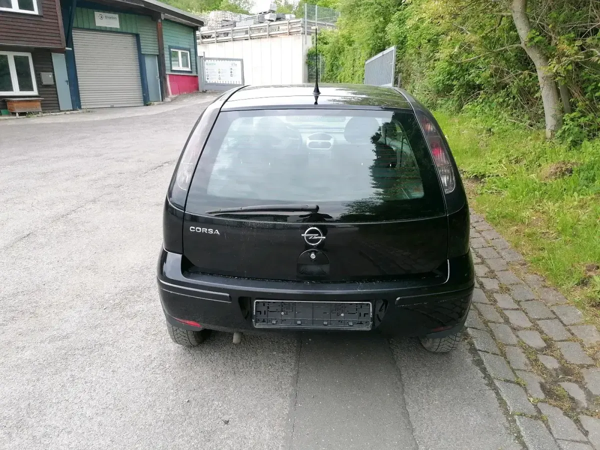 Gebraucht Opel Corsa 60 PS (44 kW) 2005 Schwarz Kleinwagen