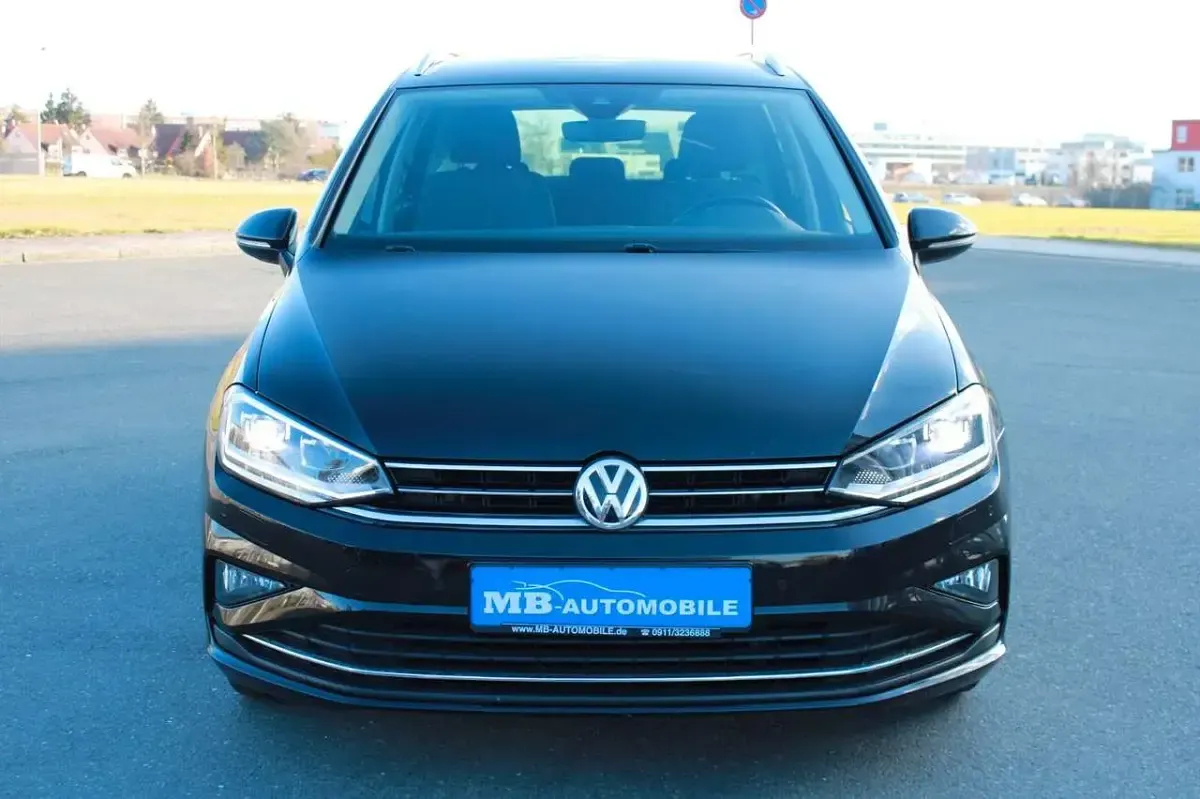Gebraucht VW Golf Sportsvan Join 150 PS (110 kW) 2018 Schwarz Van / Kleinbus
