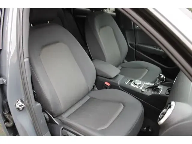 Gebraucht Audi A3 Ambiente 204 PS (150 kW) 2017 Grau Limousine