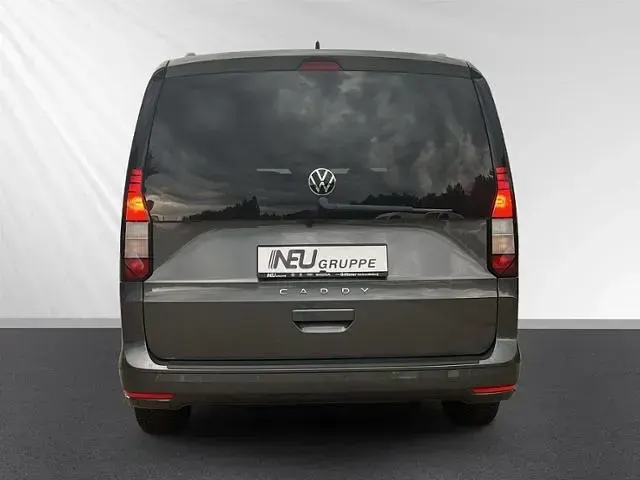 Gebraucht VW Caddy Maxi Goal 116 PS (85 kW) 2025 Grau Van / Kleinbus