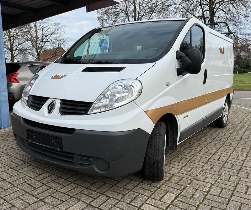 Weiß Gebraucht 2010 Renault Trafic Van / Kleinbus | 6.500 € (Fairer Preis) - Bild 1/4