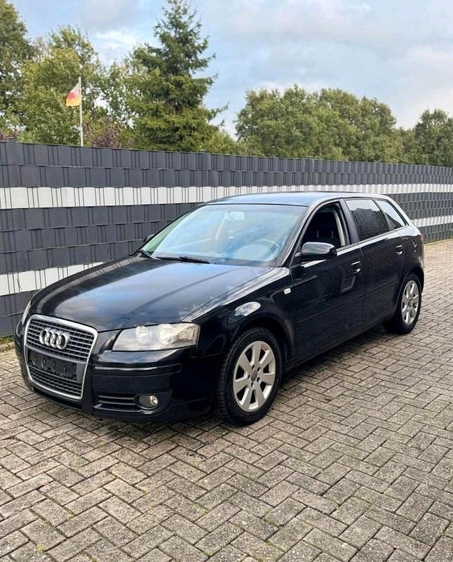 Schwarz Gebraucht 2005 Audi A3 Kleinwagen | 1.950 € (Fairer Preis) - Bild 1/4