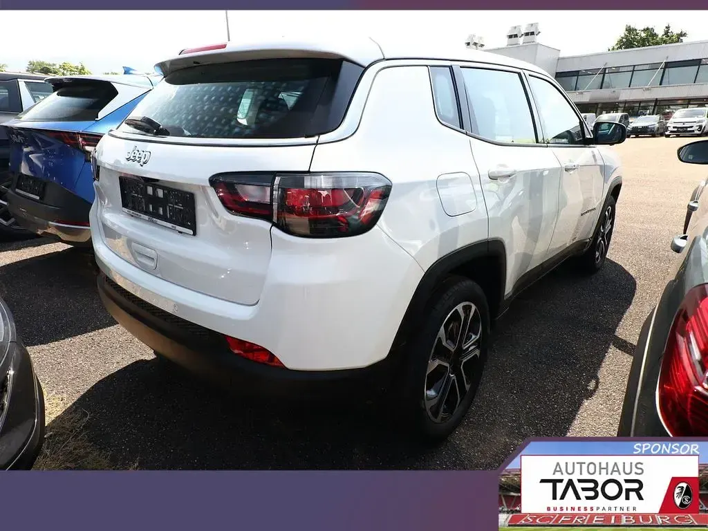 Neu Jeep Compass Altitude 131 PS (96 kW) 2025 Weiß SUV