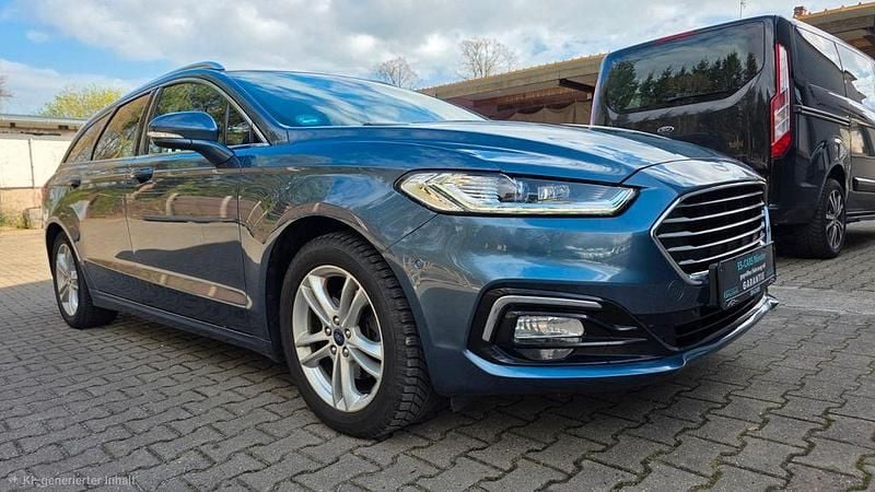 Gebraucht Ford Mondeo Titanium 190 PS (139 kW) 2019 Blau Limousine