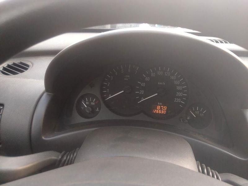 Gebraucht Opel Corsa 58 PS (42 kW) 2002 Blau Limousine