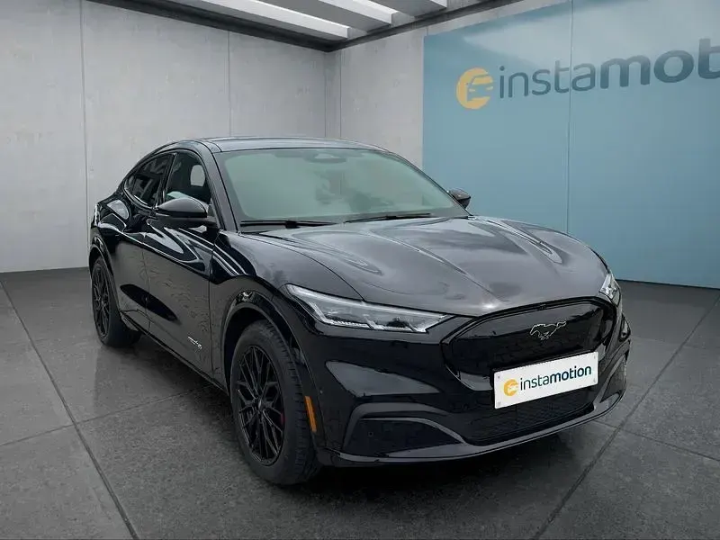 Gebraucht Ford Mustang Mach-E 197 kW (269 PS) 2022 Schwarz SUV