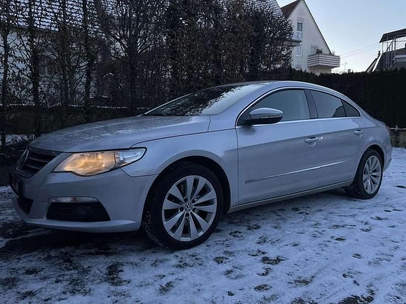 Gebraucht VW Passat 160 PS (117 kW) 2011 Coupé