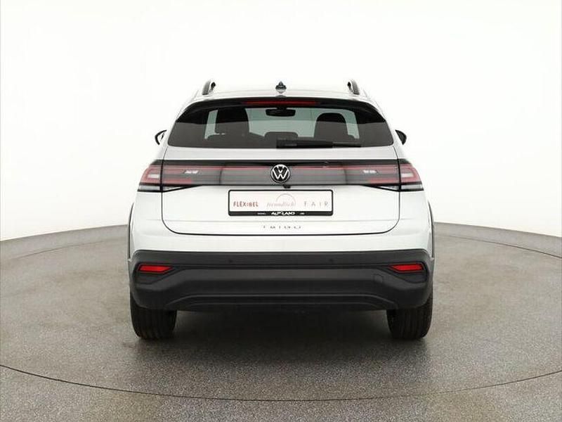 Nowe VW Taigo 150 KM (110 kW) 2025 Srebrny SUV