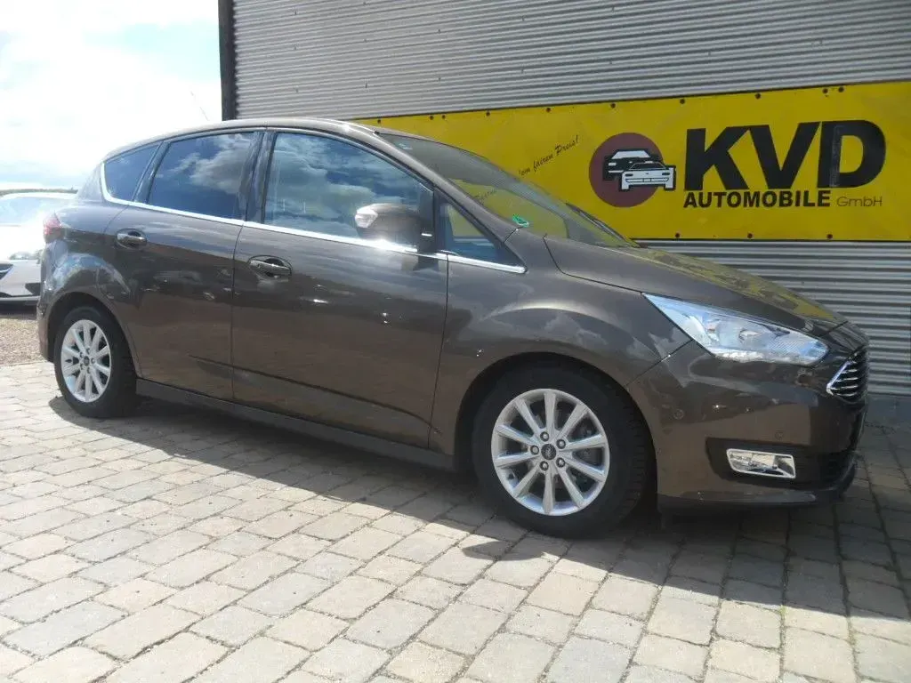 Gebraucht Ford C-MAX Titanium 125 PS (91 kW) 2017 Braun Van / Kleinbus