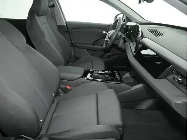 Usata Audi e-tron Ambiente 185 kW (252 CV) 2025 Bianco SUV