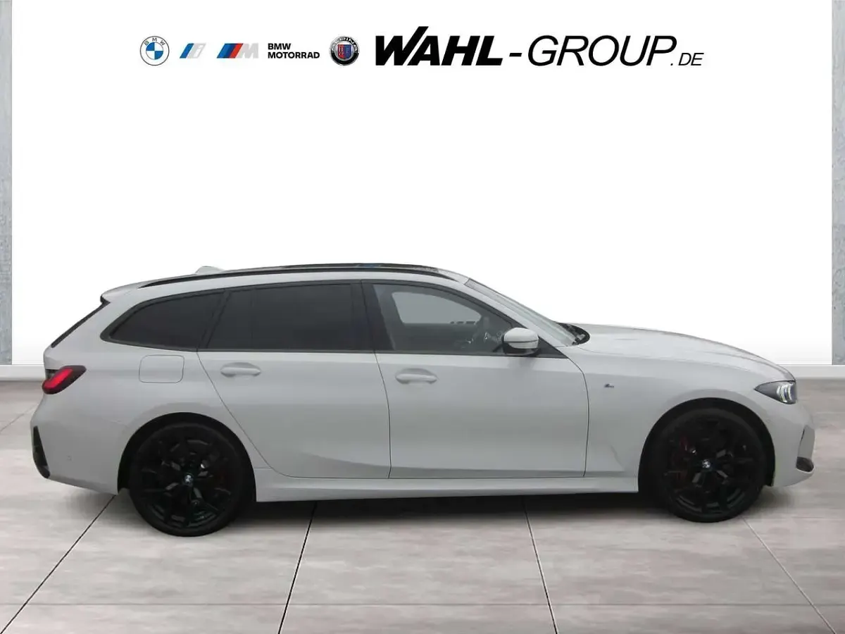 Neu BMW 330 M Sport 286 PS (210 kW) 2026 Weiß Kombi