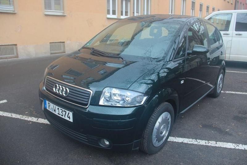 Gebraucht Audi A2 61 PS (44 kW) 2005 Grün Kleinwagen