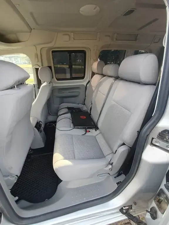 Gebraucht VW Caddy 140 PS (102 kW) 2010 Grau Van / Kleinbus