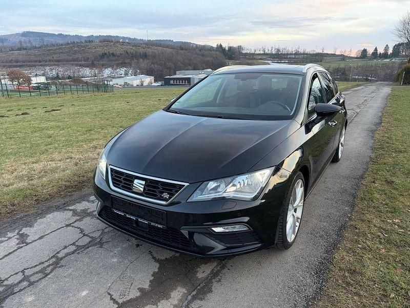Schwarz Gebraucht 2017 Seat Leon ST FR Kombi | 13.990 € (Fairer Preis) - Bild 1/4