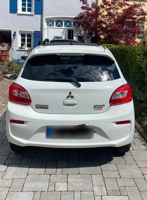 Second-hand Mitsubishi Space Star Plus 71 CP (52 kW) 2015 Alb Hatchback