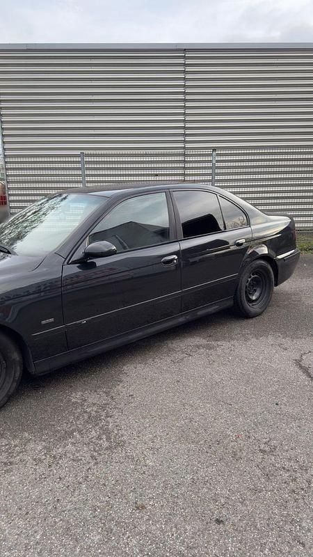 Gebraucht BMW 520 M Sport 150 PS (110 kW) 2000 Schwarz Limousine