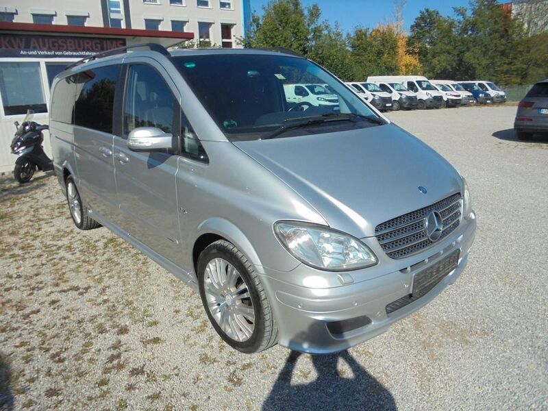 Silber Gebraucht 2009 Mercedes Viano Van / Kleinbus | 14.750 € (Etwas zu teuer) - Bild 1/4