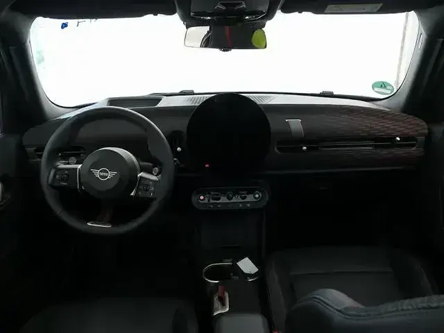 Używany Mini John Cooper Works 156 KM (114 kW) 2024 Czarny Hatchback