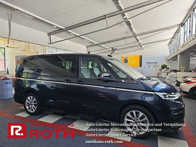 Gebraucht VW Multivan Style 150 PS (110 kW) 2024 Blau Van