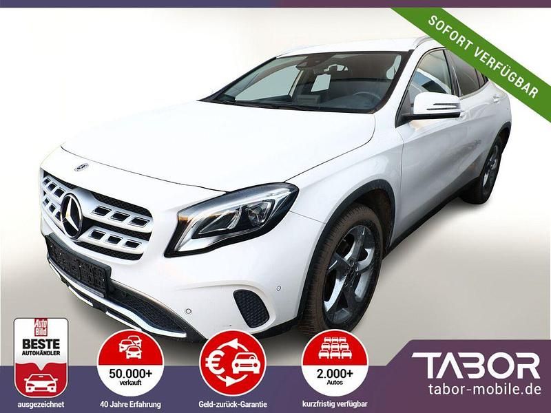 Weiß Gebraucht 2019 Mercedes GLA200 Urban SUV | 20.988 € (Fairer Preis) - Bild 1/4