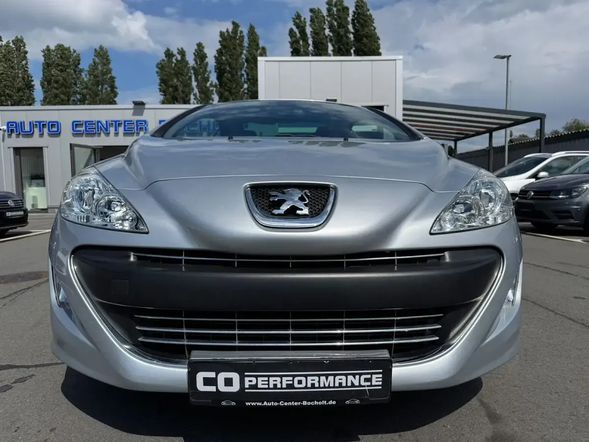 Gebraucht Peugeot 308 CC Premium 140 PS (102 kW) 2009 Grau Cabrio