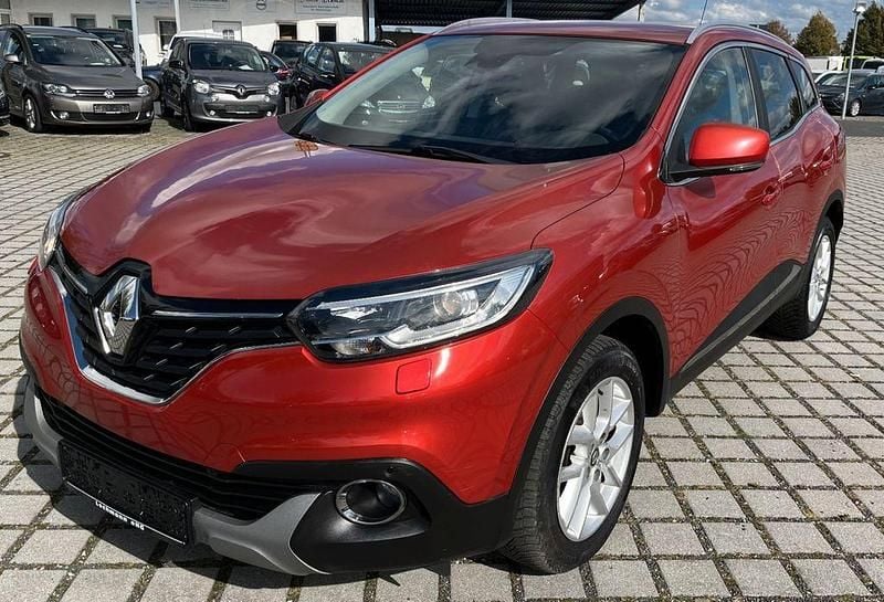 Feuerrot Gebraucht 2015 Renault Kadjar SUV | 10.900 € (Fairer Preis) - Bild 1/4