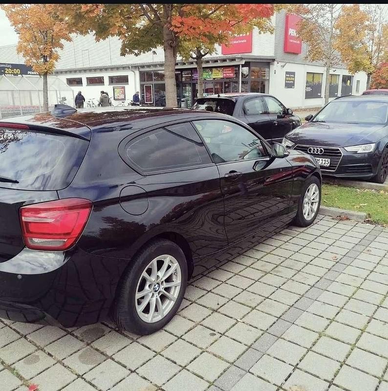 Gebraucht BMW 118 Coupé Lifestyle 143 PS (105 kW) 2013 Schwarz Coupé