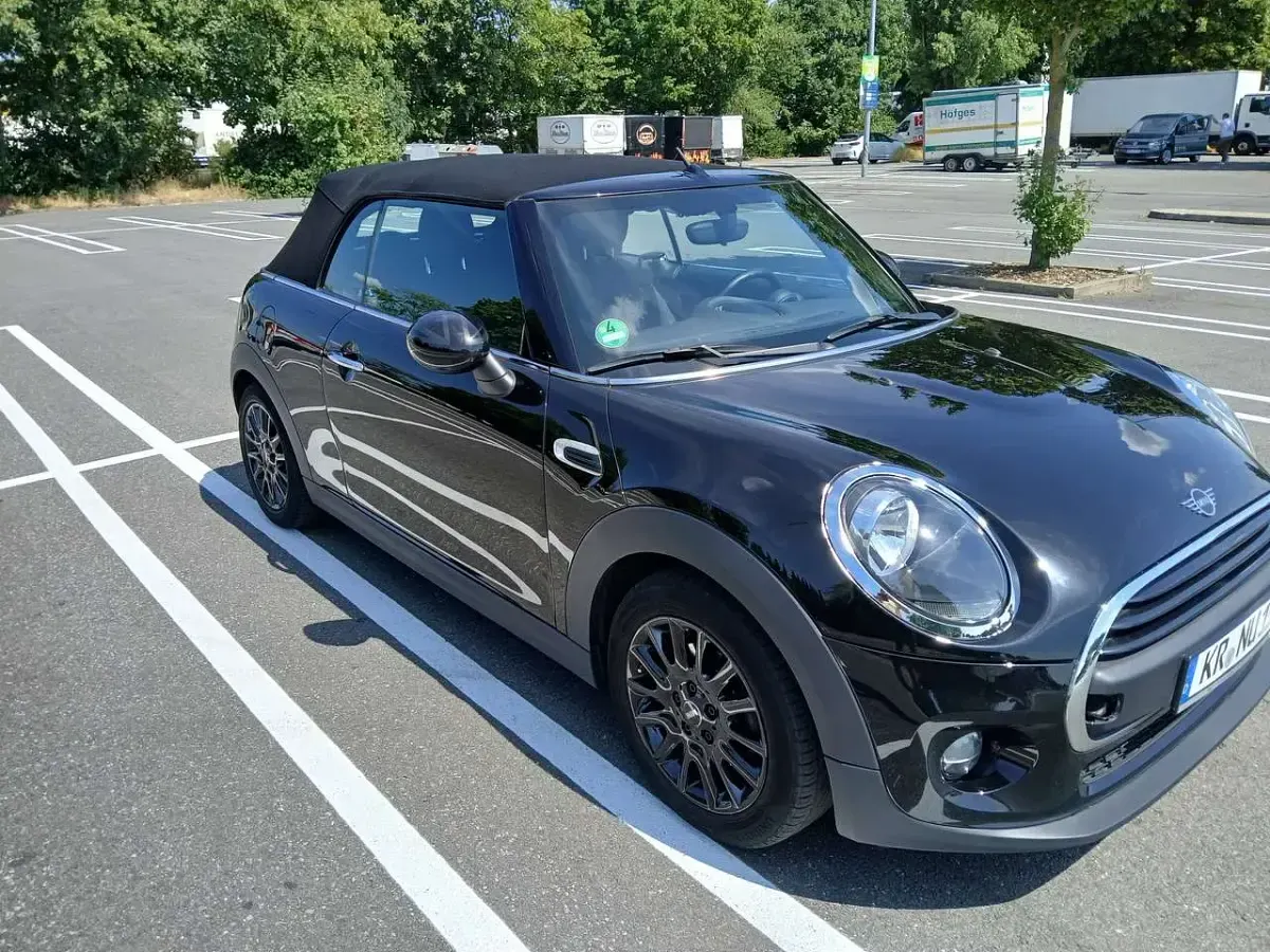 Gebraucht Mini One Cabriolet 102 PS (75 kW) 2019 Schwarz Cabrio