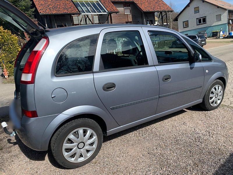 Gebraucht Opel Meriva 100 PS (73 kW) 2004 Silber Van / Kleinbus