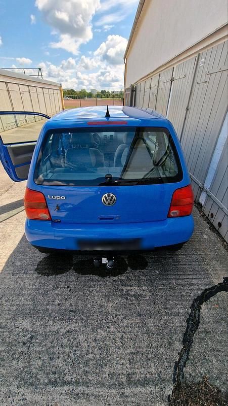 Gebraucht VW Lupo 48 PS (35 kW) 1999 Blau Kleinwagen