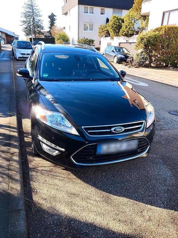 Gebraucht Ford Mondeo Titanium 203 PS (149 kW) 2011 Schwarz Kombi