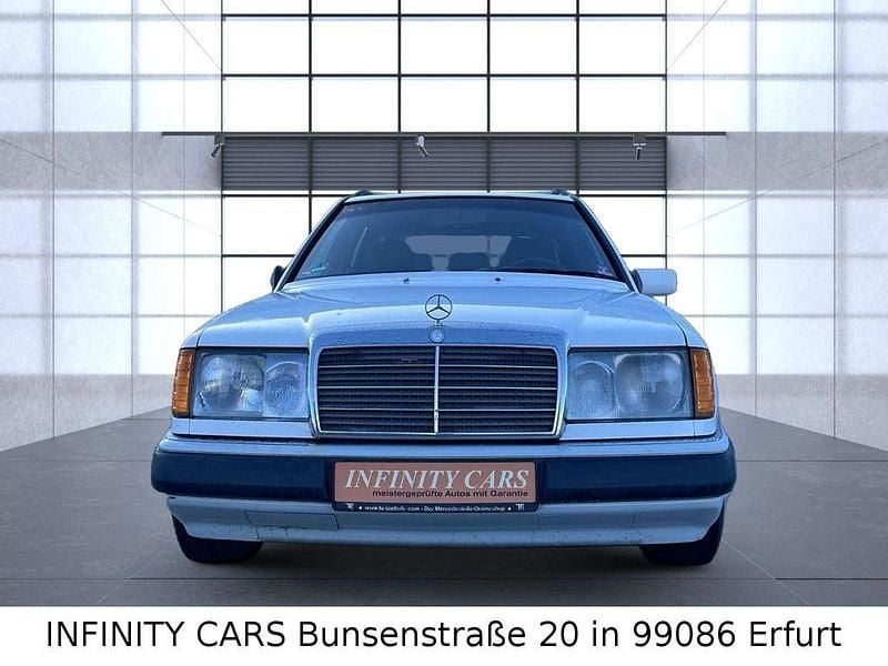 Gebraucht Mercedes E230 132 PS (97 kW) 1992 Weiß Kombi