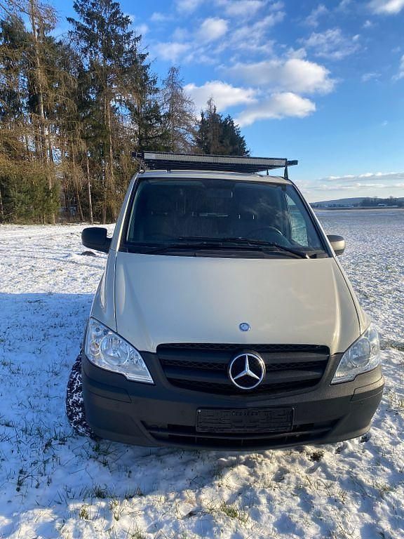 Gebraucht Mercedes Vito 136 PS (100 kW) 2011 Beige Van