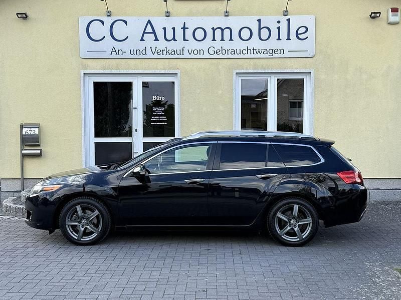 Gebraucht Honda Accord Elegance 156 PS (114 kW) 2011 Schwarz Kombi