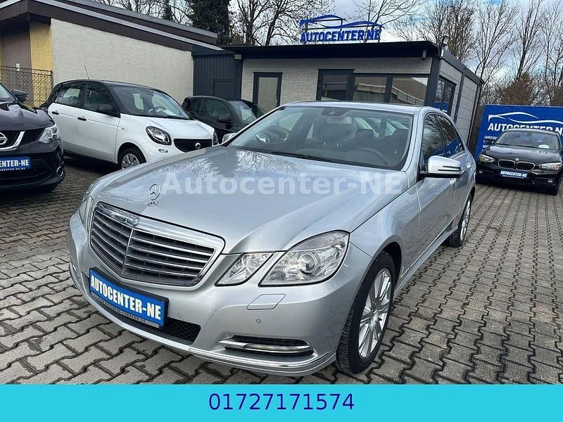 Gebraucht Mercedes E350 Elegance 272 PS (200 kW) 2011 Silber Limousine