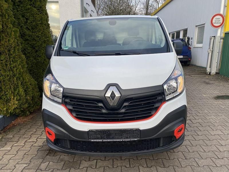Gebraucht Renault Trafic 120 PS (88 kW) 2019 Arktisweiß Van / Kleinbus