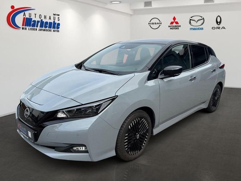 Ceramic grey p/black m Gebraucht 2024 Nissan Leaf N-Connecta Kleinwagen | 22.990 € (Fairer Preis) - Bild 1/4