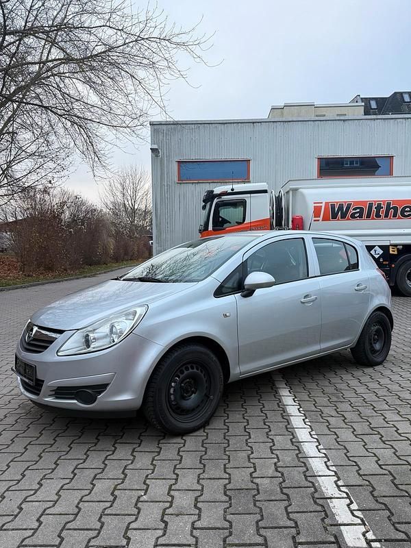 Silber Gebraucht 2009 Opel Corsa Eco Limousine | 2.899 € - Bild 1/4