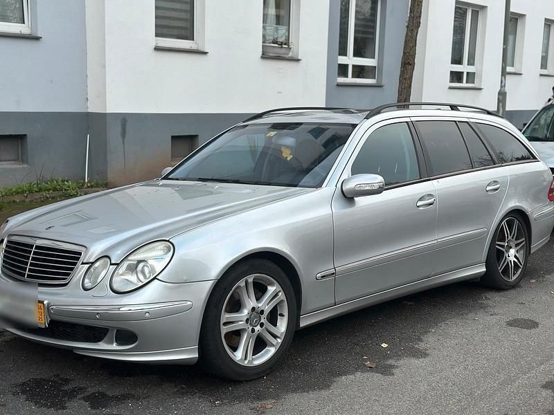 Gebraucht 2003 Mercedes E320 Kombi | 3.000 € (Fairer Preis) - Bild 1/4